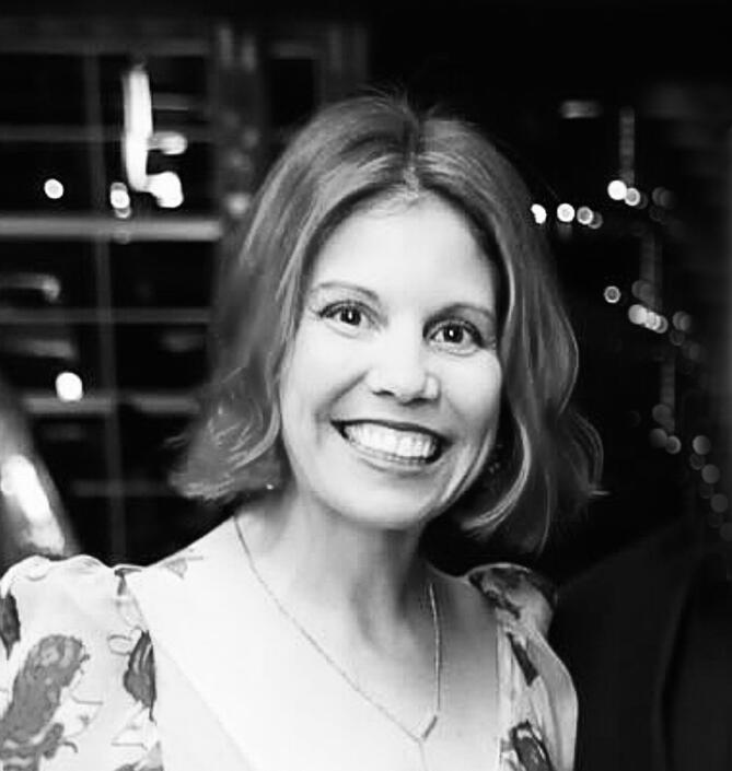 ALISON | Designer Decorator